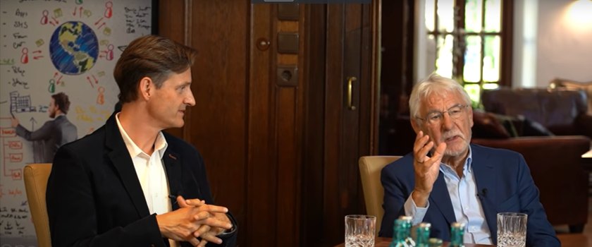 Prof. Dr. Dr. Gerhard Roth und Sebastian Herbst im Gespräch